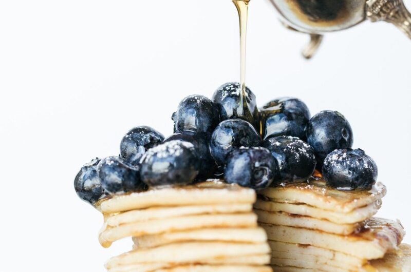 French Buttercream Macarons